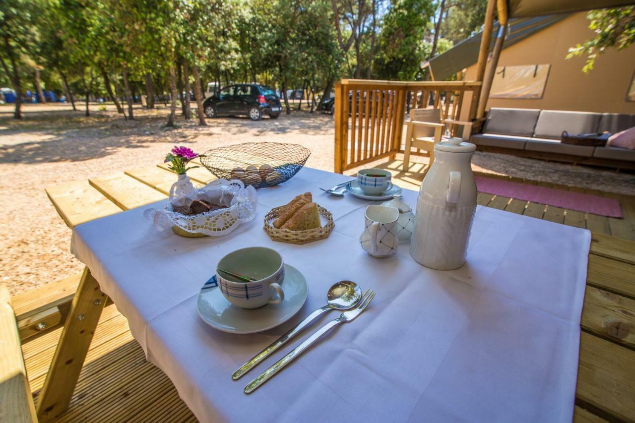 Glamping Beach Soline Biograd Na Moru Ngoại thất bức ảnh